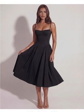 Almond Muse Black Midi Fit-and-Flare midi NWT large 10 12